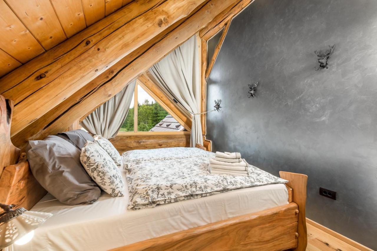 Kraljica Sume - Divjake Log Home Hlevci Esterno foto