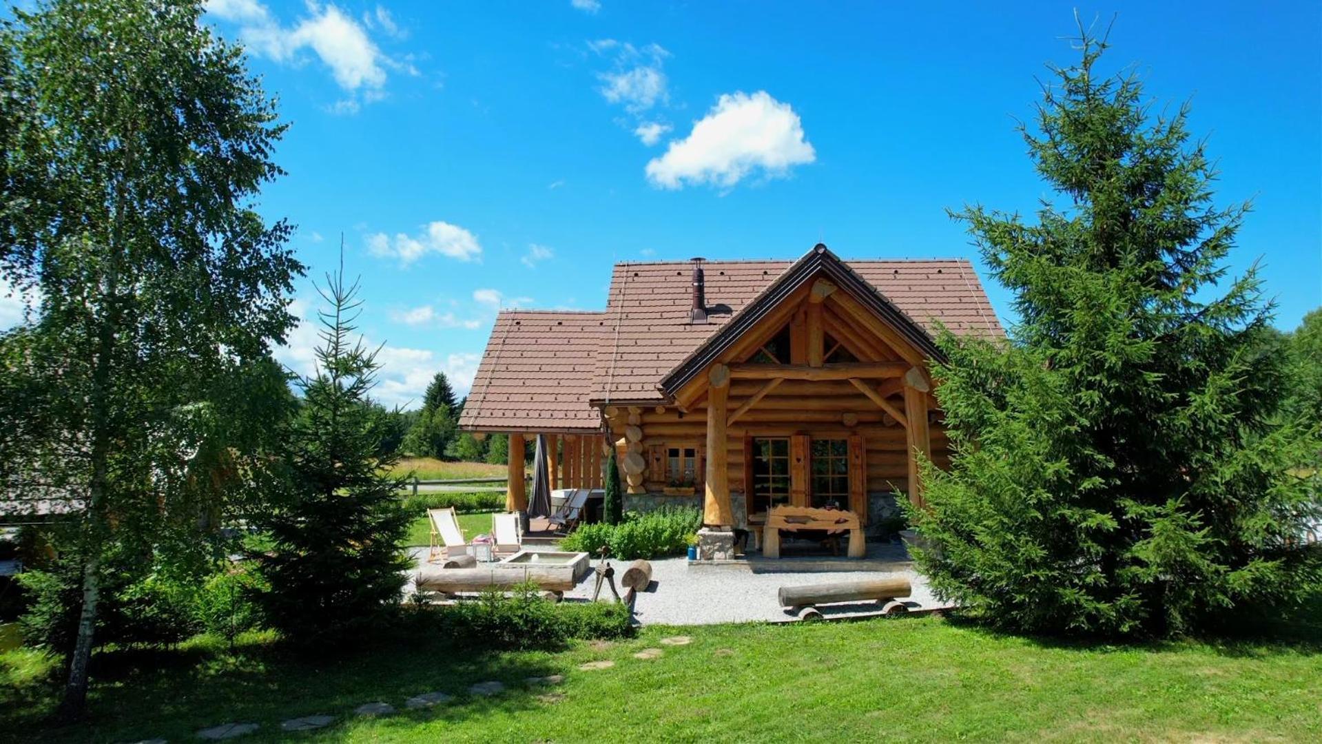 Kraljica Sume - Divjake Log Home Hlevci Esterno foto